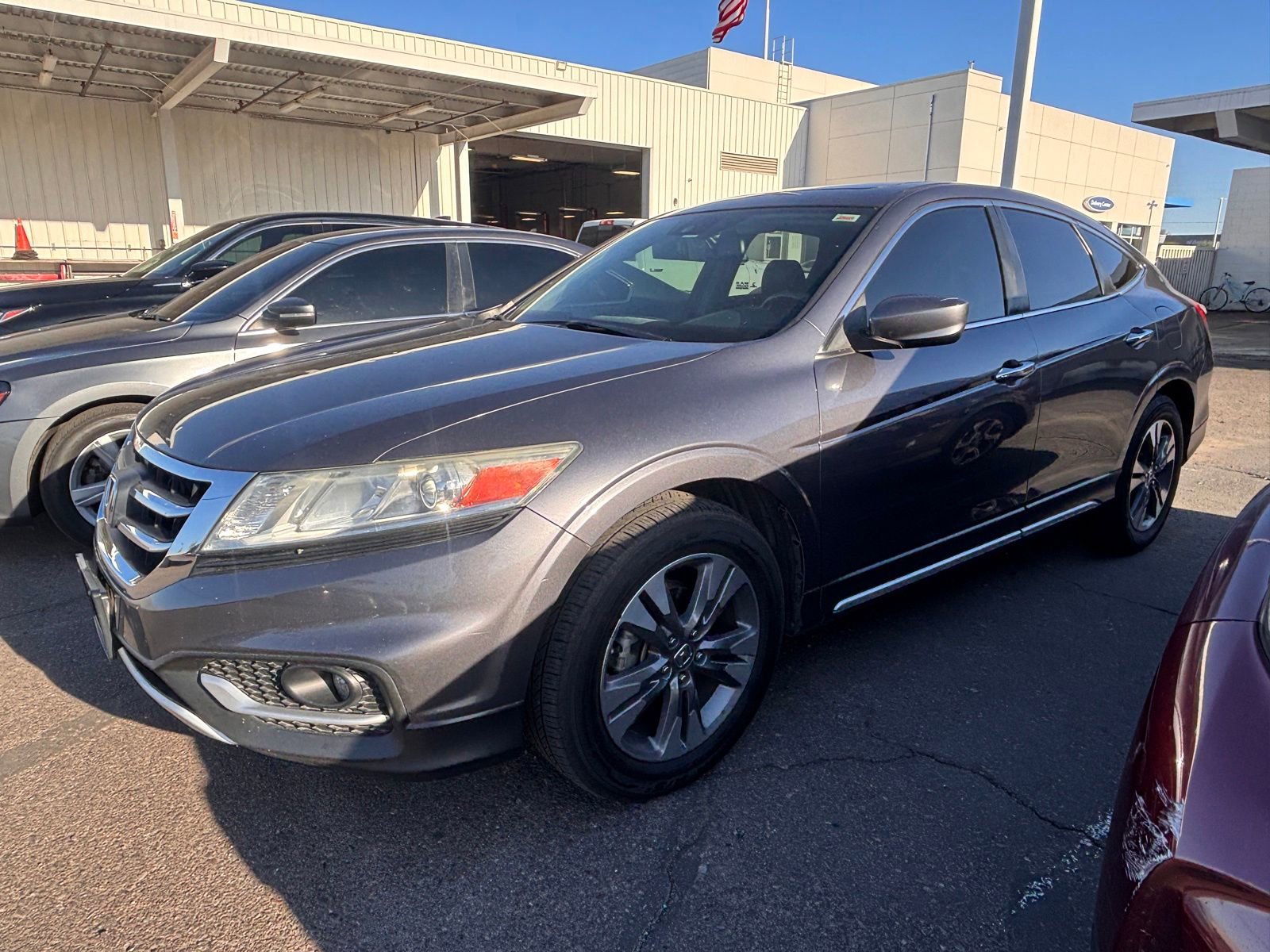 Used 2015 Honda Crosstour EX-L image 2