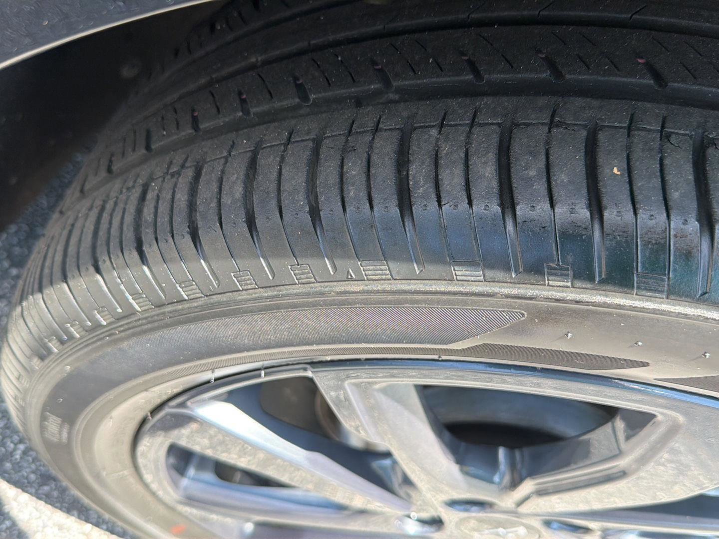 Used 2024 Chevrolet Equinox RS w/ RS Leather Package FWD image 40