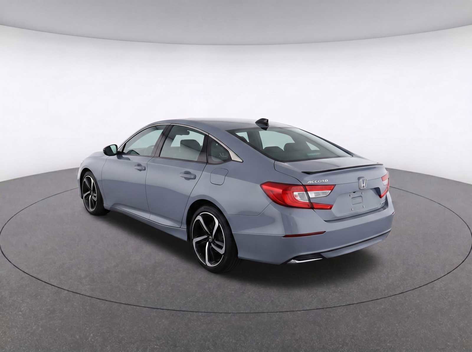 Used 2022 Honda Accord Sport image 4