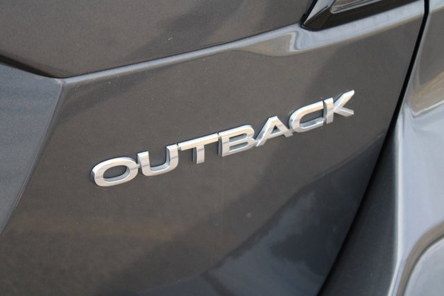 Used 2020 Subaru Outback Limited image 10