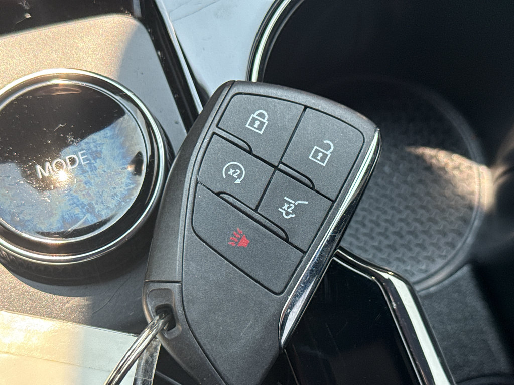 Certified 2025 Chevrolet Equinox RS AWD/4WD image 37