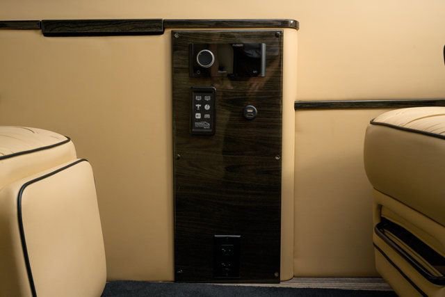 Used 2021 Mercedes-Benz Sprinter 3500 image 26