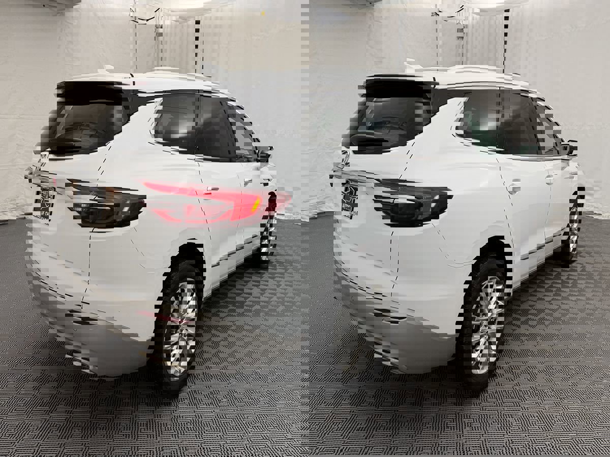 Used 2021 Buick Enclave Essence w/ Experience Buick Package image 4