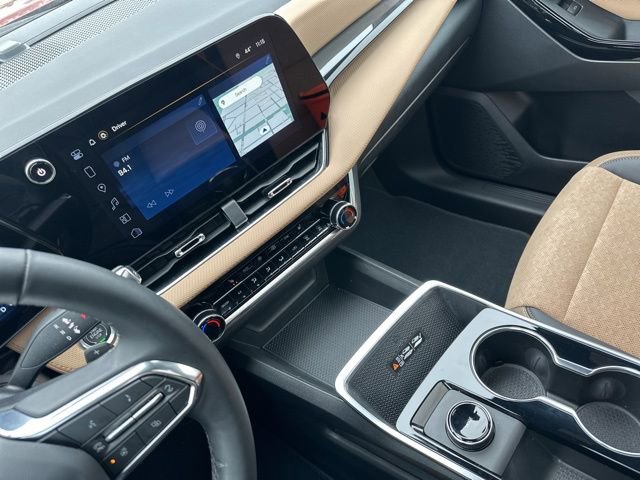 New 2026 Chevrolet Equinox ACTIV w/ Safety and Technology Package image 24