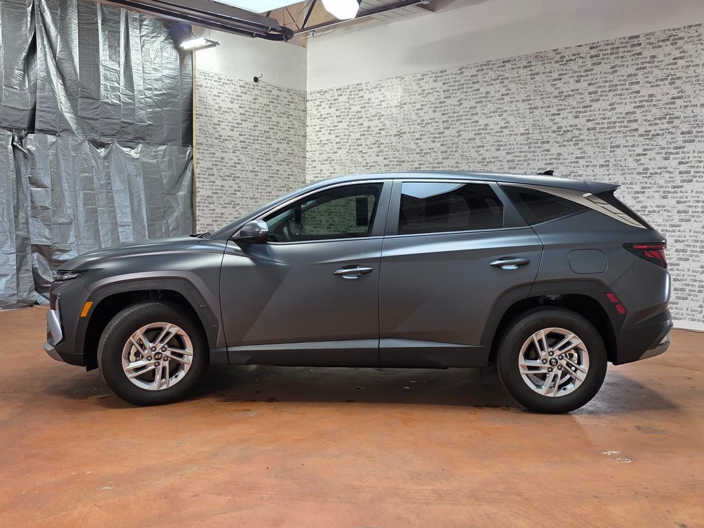 Certified 2025 Hyundai Tucson SE image 5
