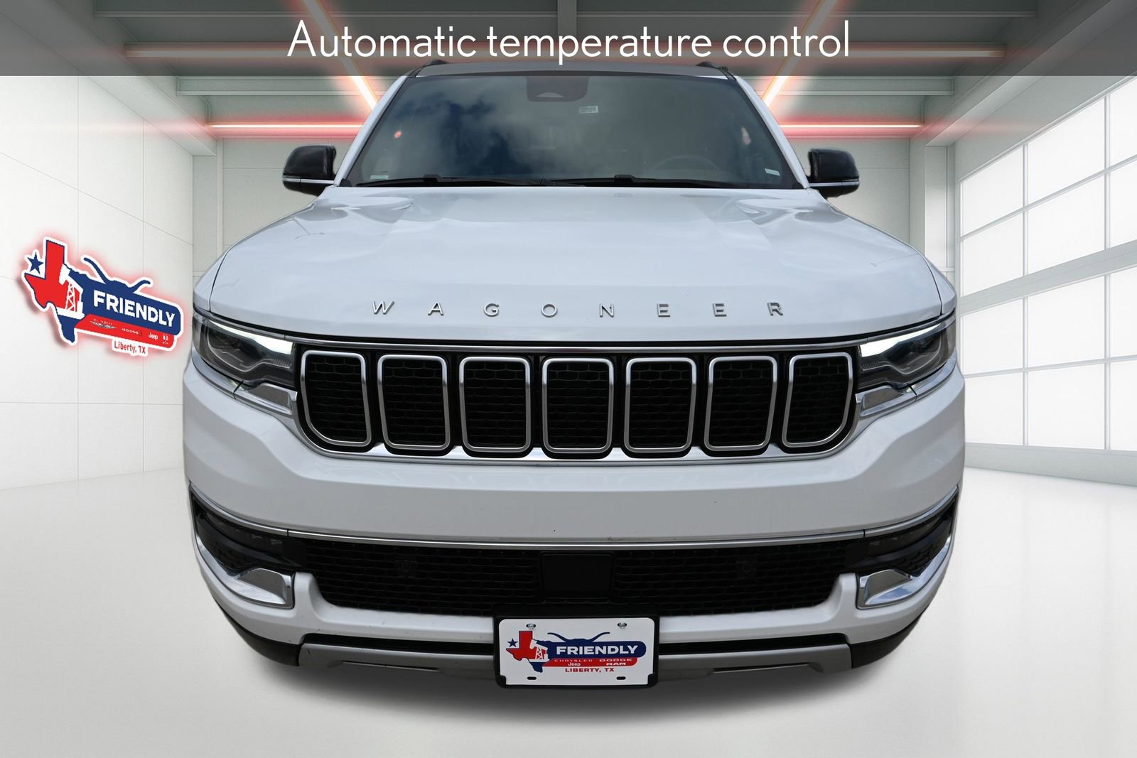 Used 2024 Jeep Wagoneer Series II w/ Flexible Seating Group image 7