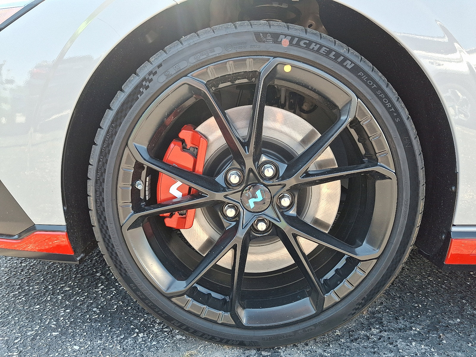 New 2025 Hyundai Elantra N image 18