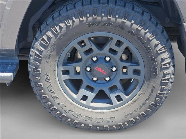 Used 2021 Toyota 4Runner TRD Off-Road Premium AWD/4WD image 8