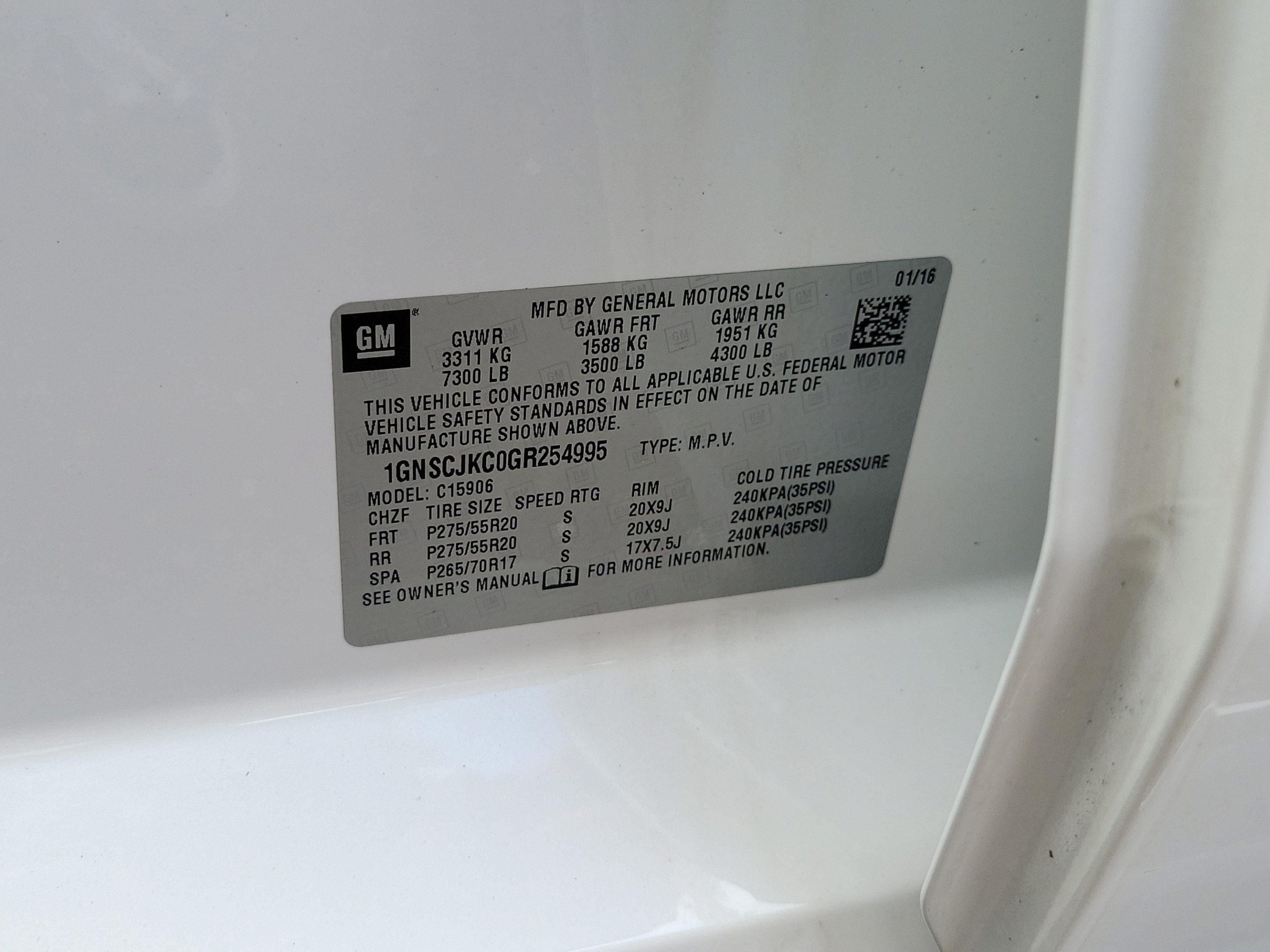 Used 2016 Chevrolet Suburban LTZ RWD image 37