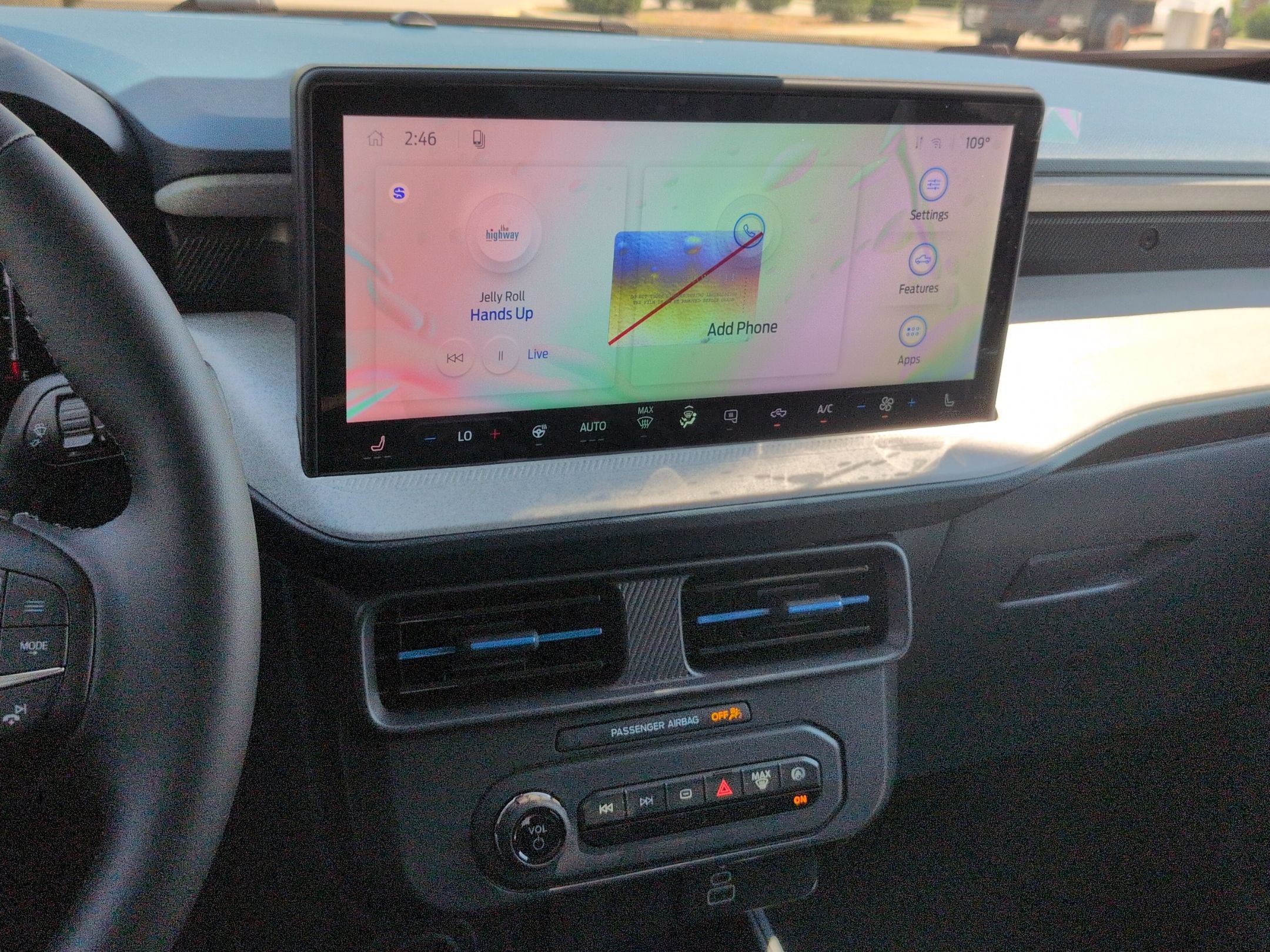 New 2026 Ford Maverick XLT w/ XLT Luxury Package FWD image 22