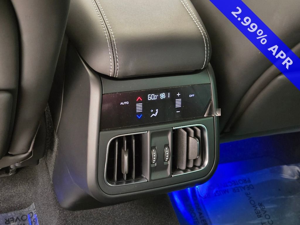 New 2025 Maserati Grecale Modena image 16