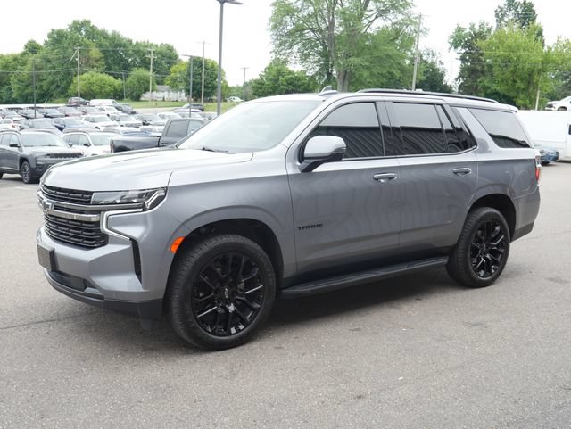Used 2022 Chevrolet Tahoe RST w/ Luxury Package AWD/4WD image 8