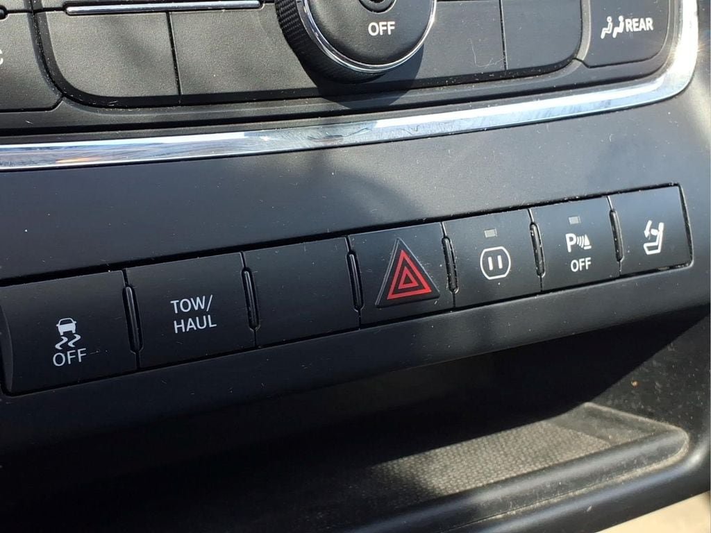 Used 2012 Dodge Durango Crew w/ Trailer Tow Group IV AWD/4WD image 12