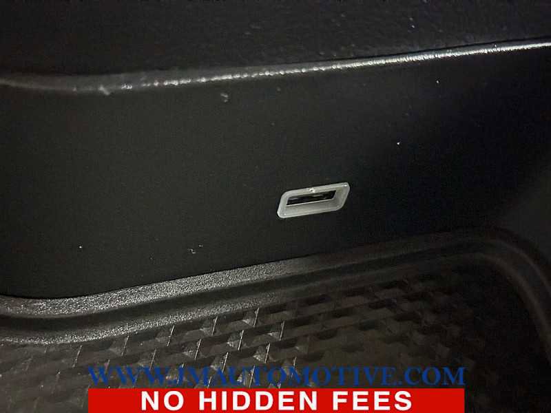 Used 2019 RAM 1500 Laramie w/ Bed Utility Group image 39