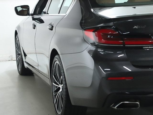 Certified 2023 BMW 530i xDrive w/ Premium Package AWD/4WD image 43