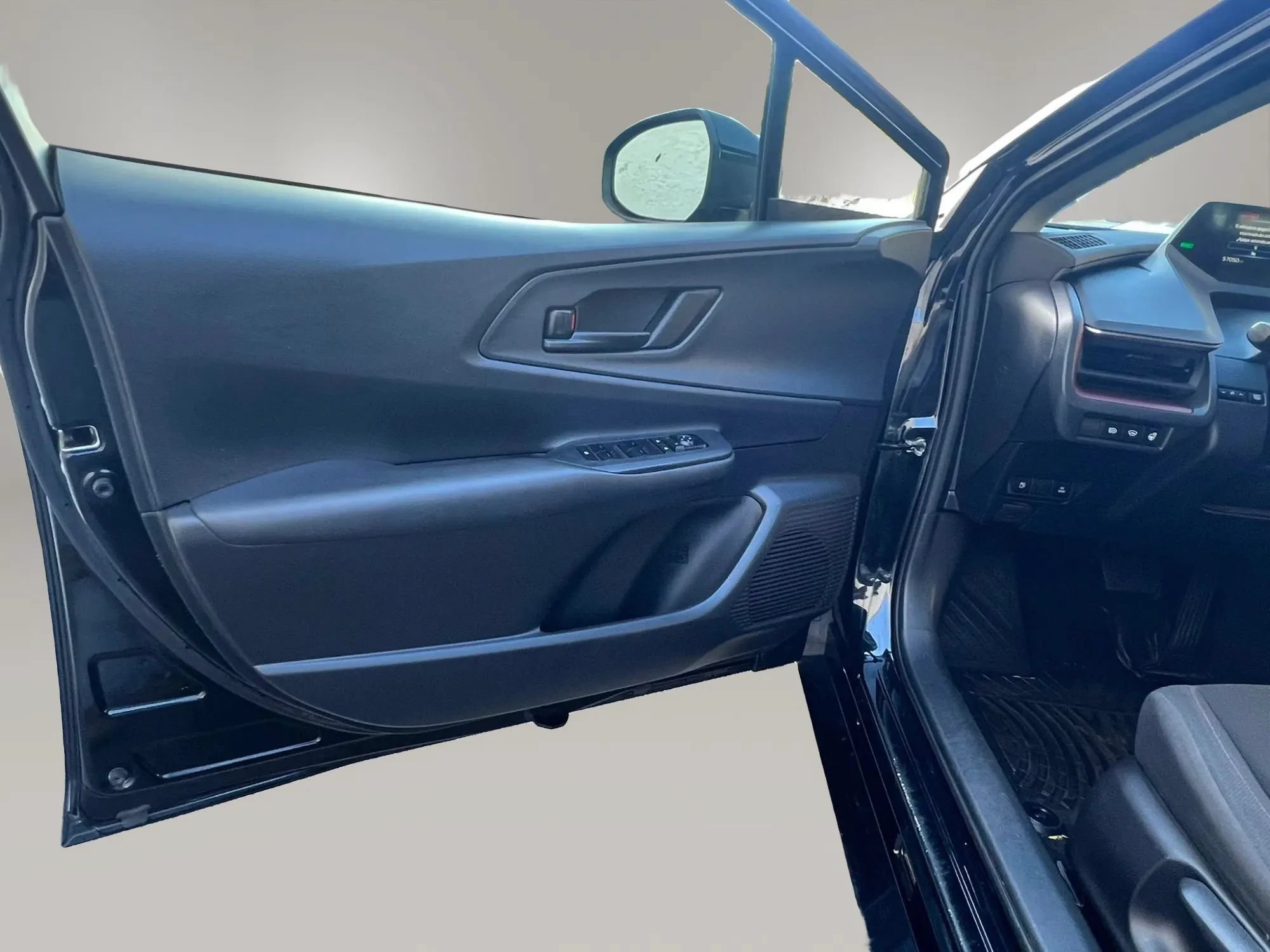 Used 2023 Toyota Prius Prime FWD image 12