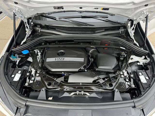 Certified 2025 BMW X1 xDrive28i w/ Premium Package image 13