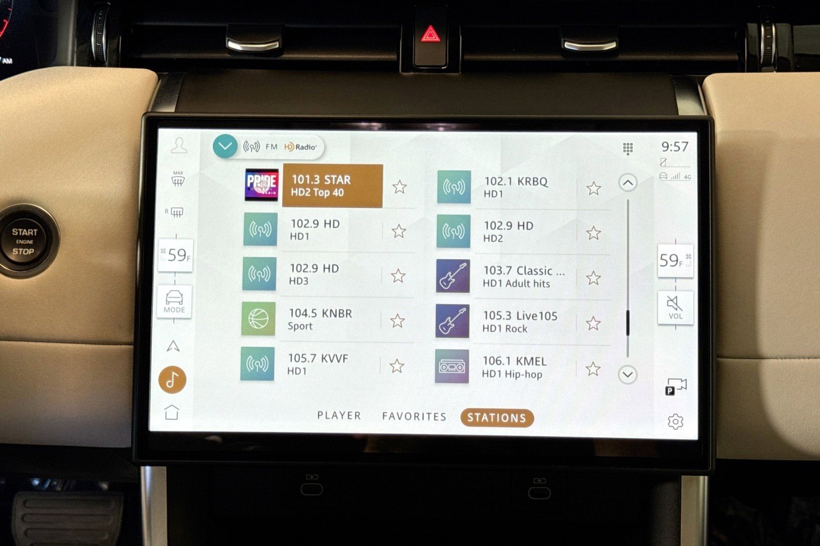 Used 2024 Land Rover Discovery Sport S image 14