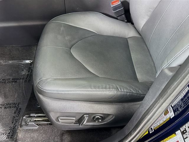 Certified 2025 Toyota Grand Highlander FWD image 18