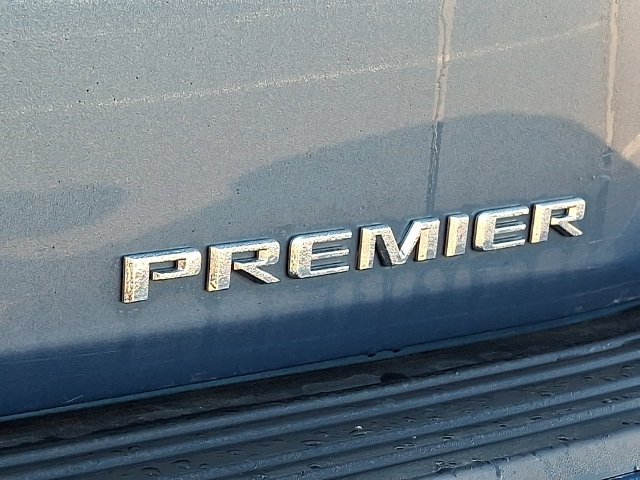 Used 2025 Chevrolet Tahoe Premier AWD/4WD image 31