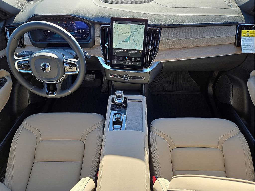 Used 2026 Volvo XC90 B6 Plus w/ Protection Package Premier image 15