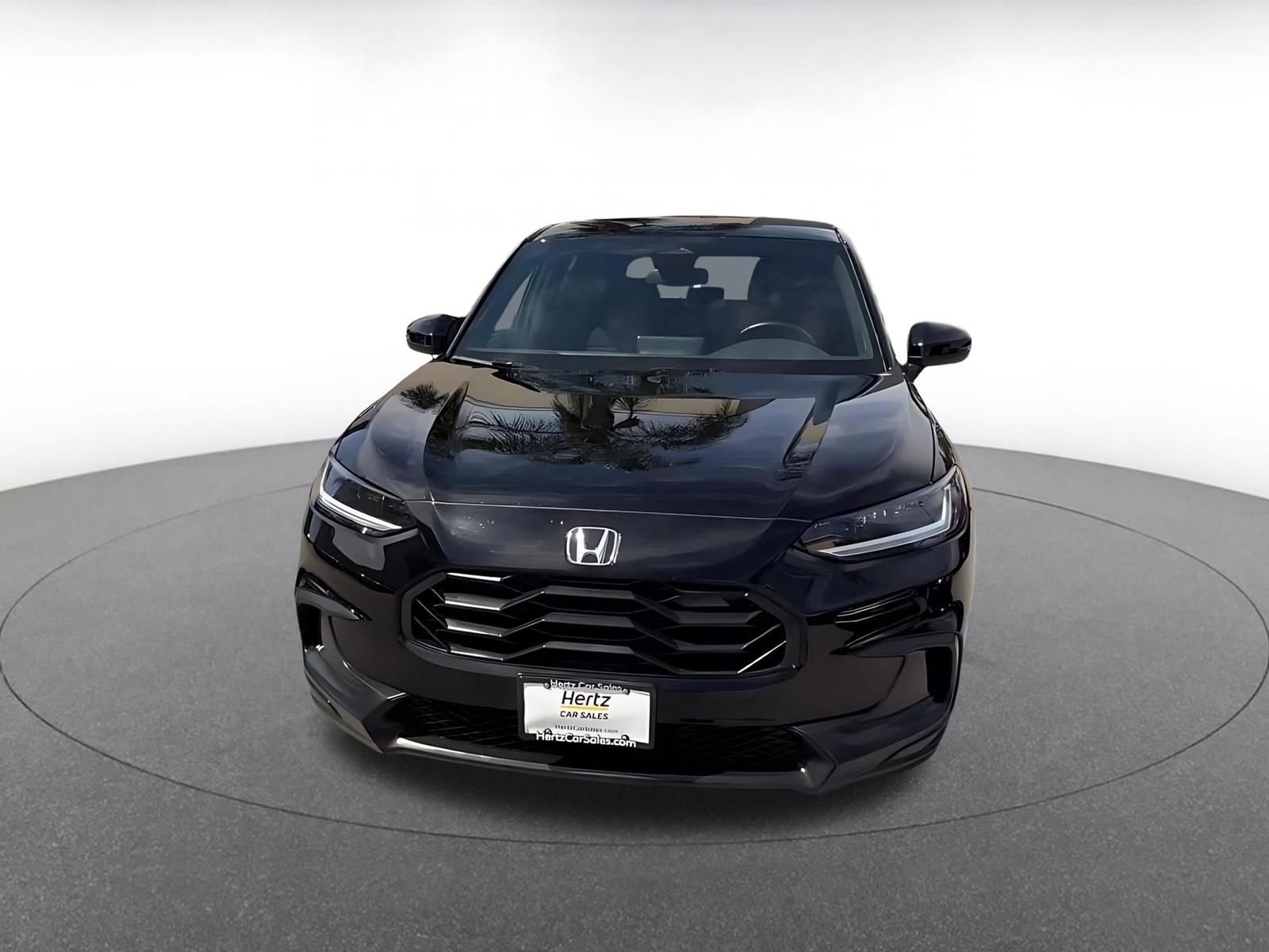 Used 2025 Honda HR-V Sport image 4