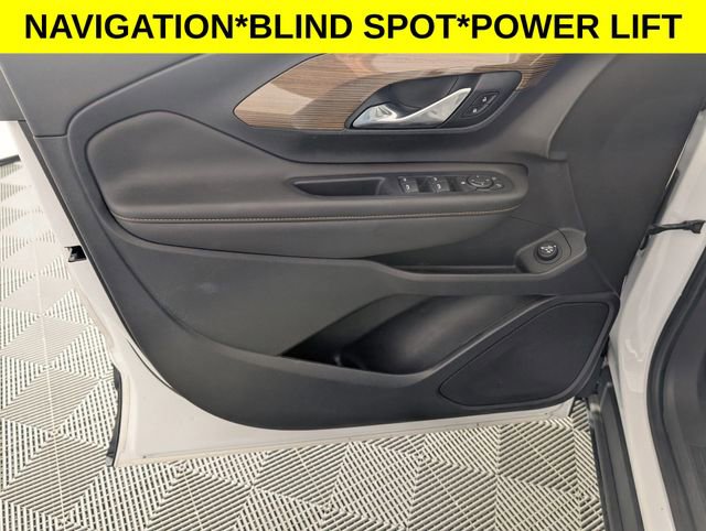 Used 2020 GMC Terrain SLE w/ Driver Convenience Package image 10