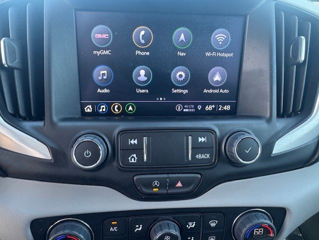 Used 2024 GMC Terrain SLT w/ Infotainment Package II image 20