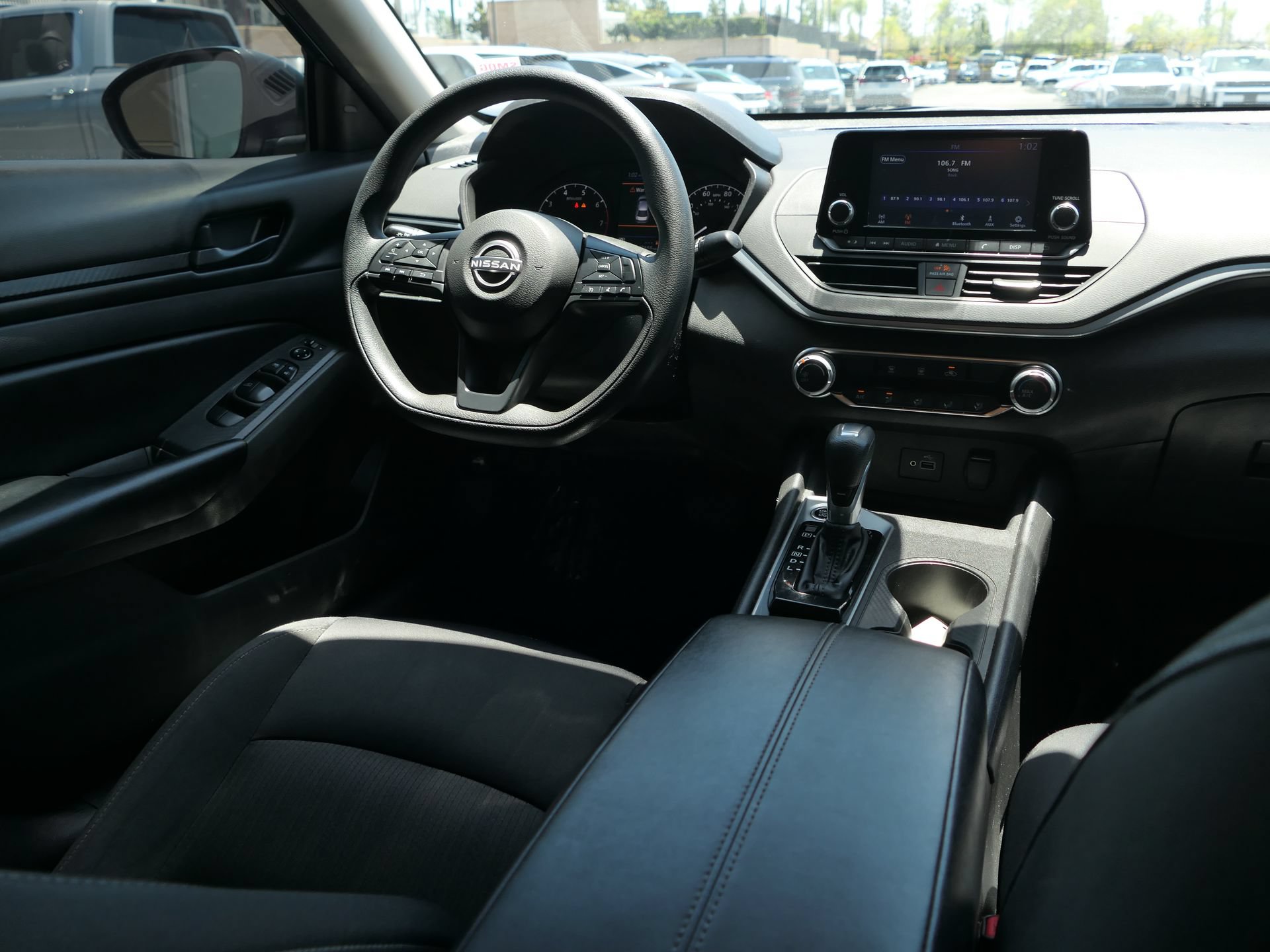 Used 2024 Nissan Altima 2.5 S FWD image 23