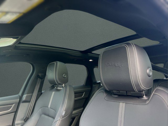 Used 2025 Jaguar F-PACE R-Dynamic S image 15