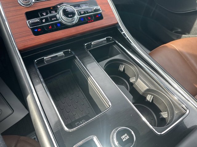 Used 2023 Lincoln Aviator Reserve w/ Equipment Group 201A image 43