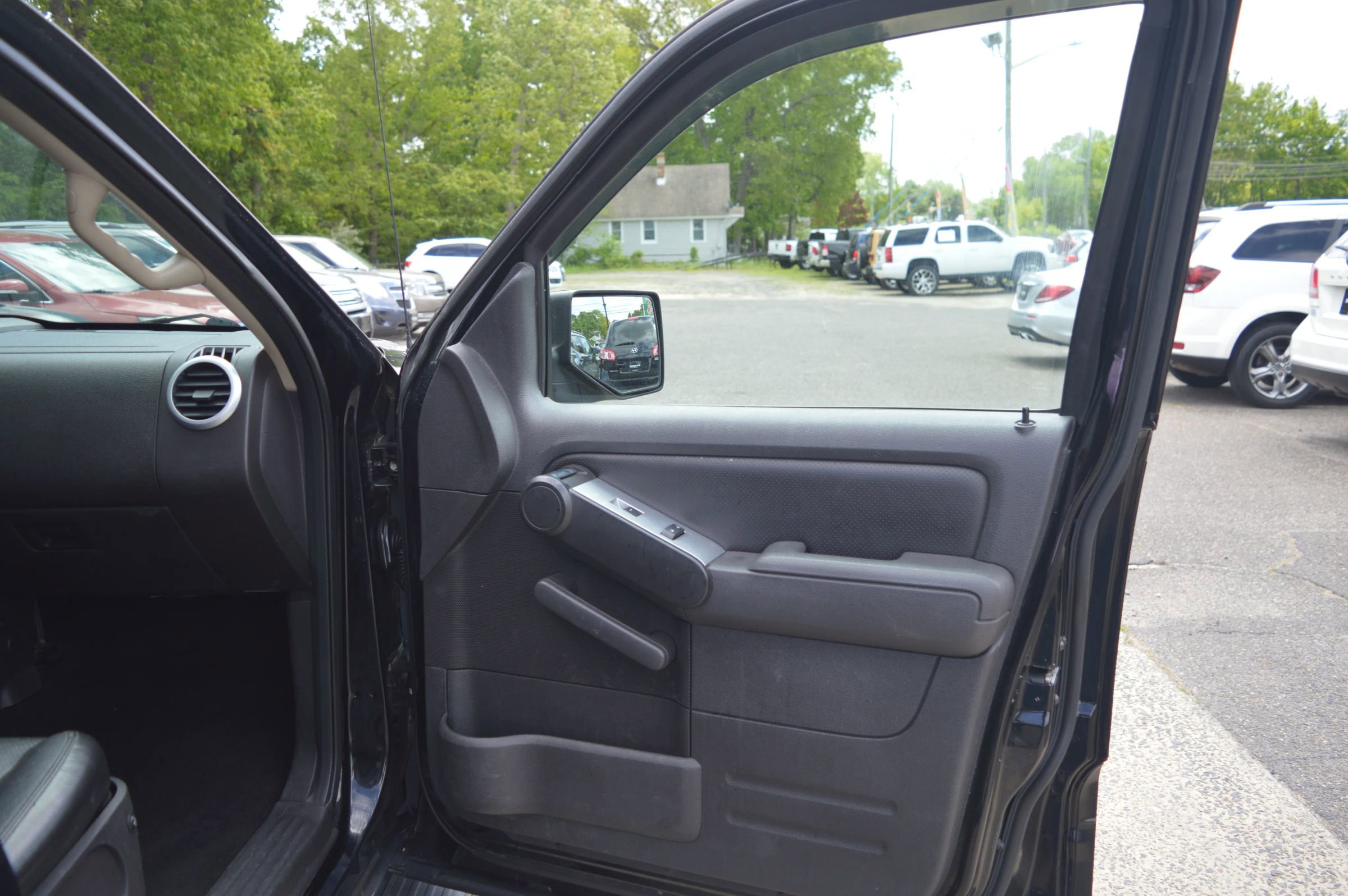 Used 2007 Mercury Mountaineer AWD image 29
