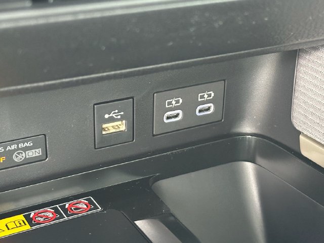 Used 2026 Toyota Camry SE w/ Convenience Package FWD image 18
