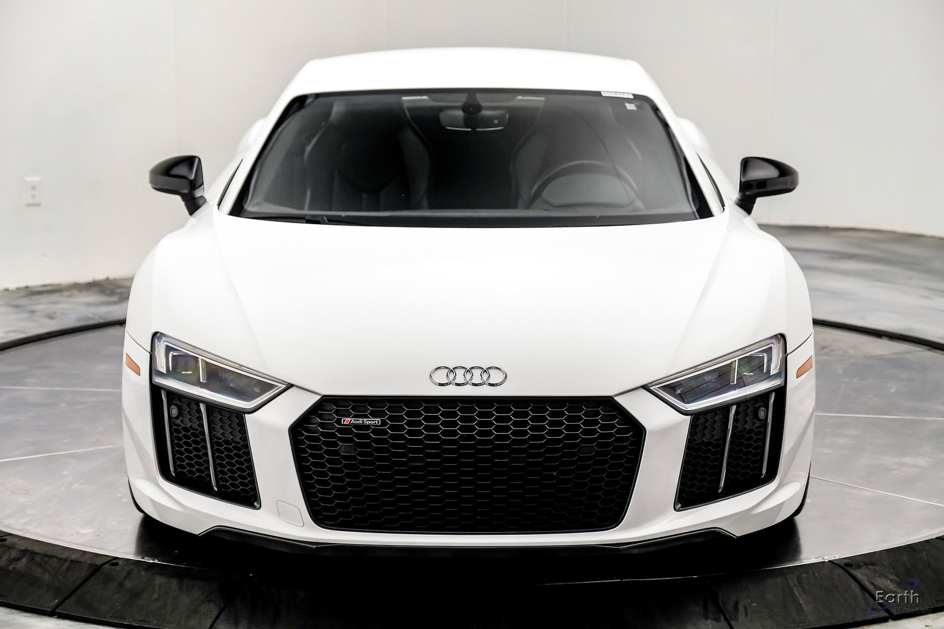 Used 2018 Audi R8 V10 RWD image 36