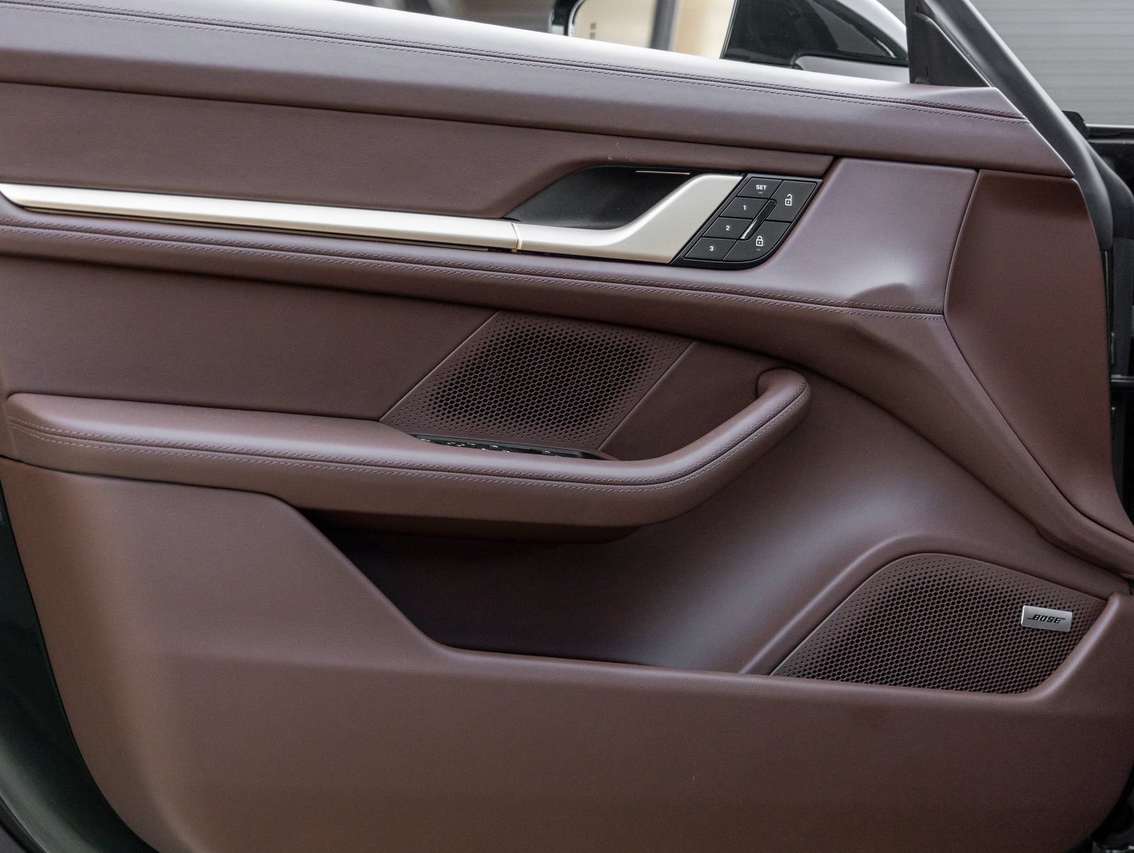 New 2026 Porsche Taycan AWD/4WD image 18
