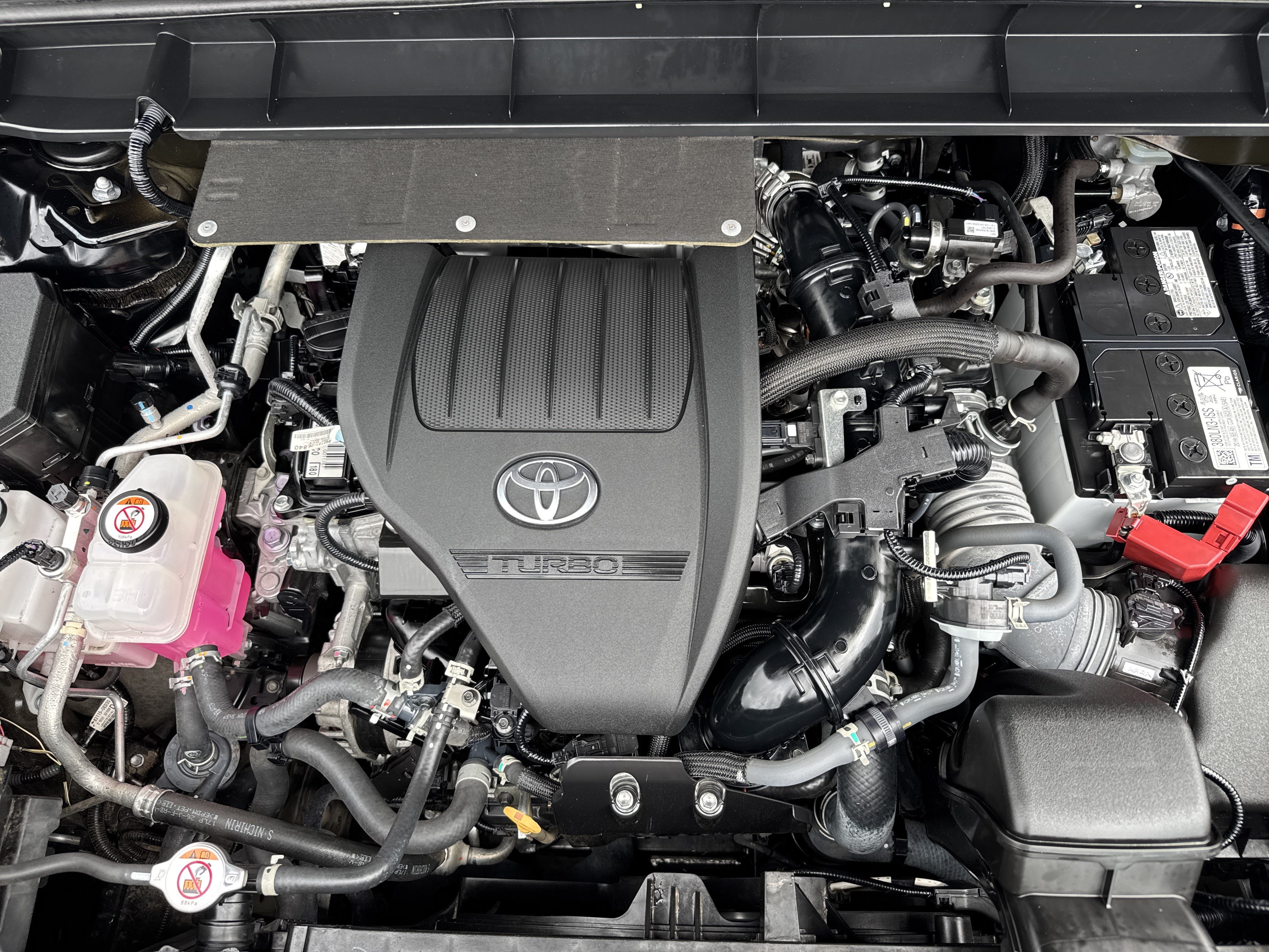 Used 2023 Toyota Highlander XSE AWD/4WD image 30