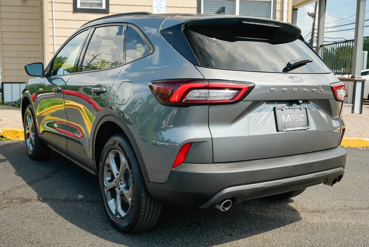 Used 2025 Ford Escape ST-Line AWD/4WD image 7