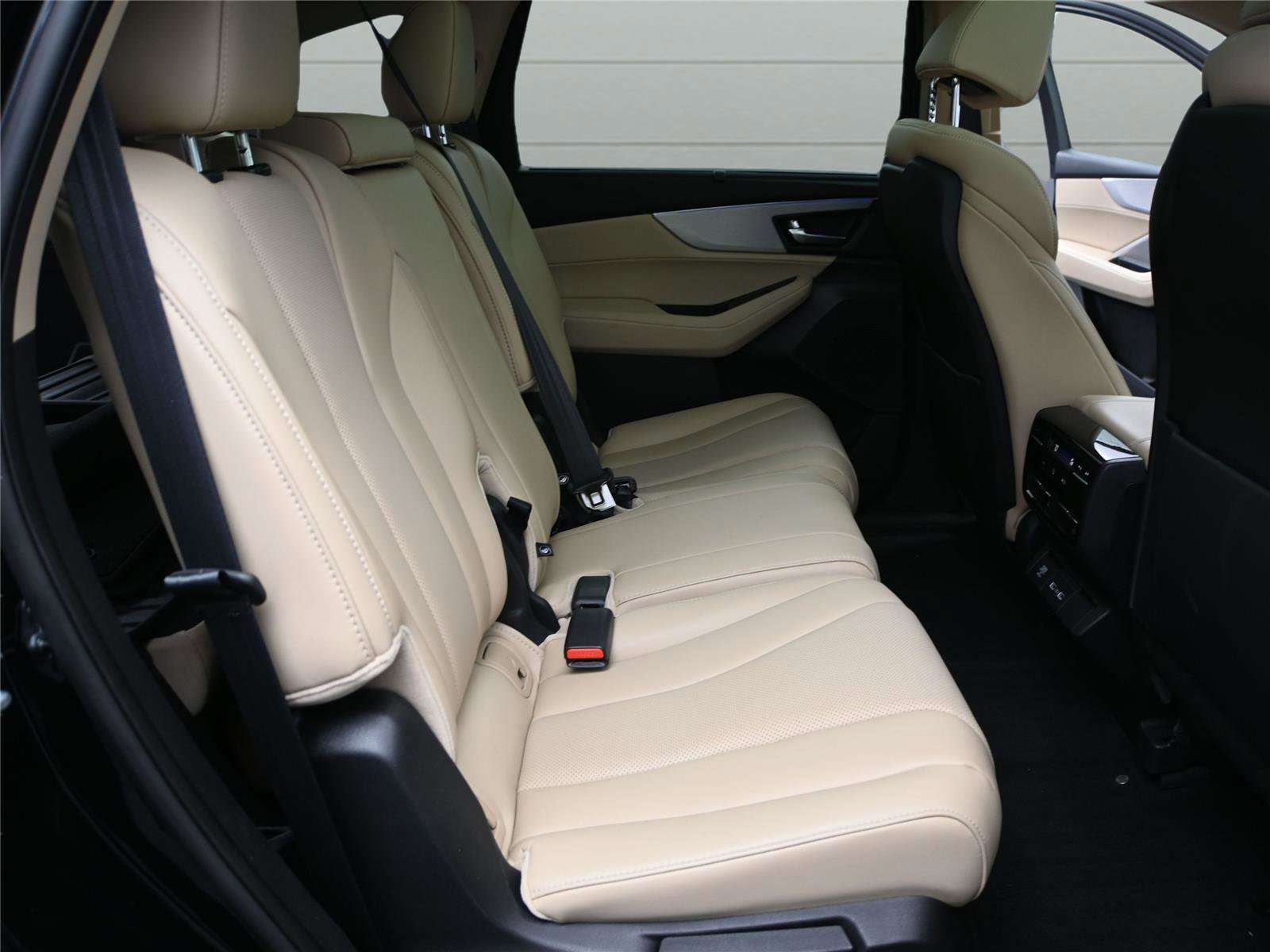 Certified 2023 Acura MDX SH-AWD w/ Technology Package image 20