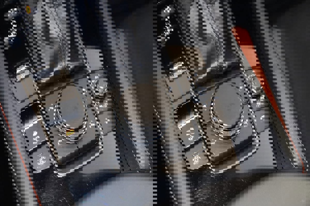 Used 2025 MAZDA MAZDA3 Carbon image 29