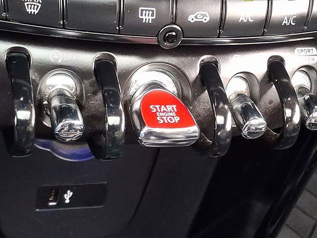 Used 2020 MINI Cooper S FWD image 23