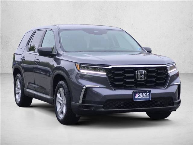 Certified 2024 Honda Pilot LX image 3