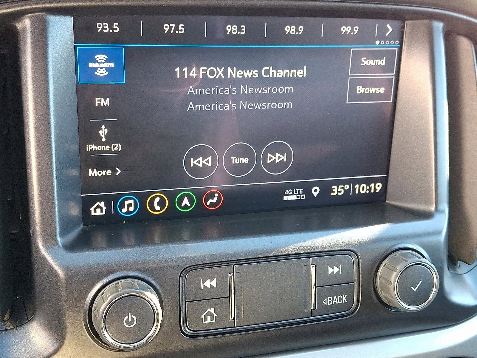 Used 2022 Chevrolet Colorado ZR2 AWD/4WD image 17