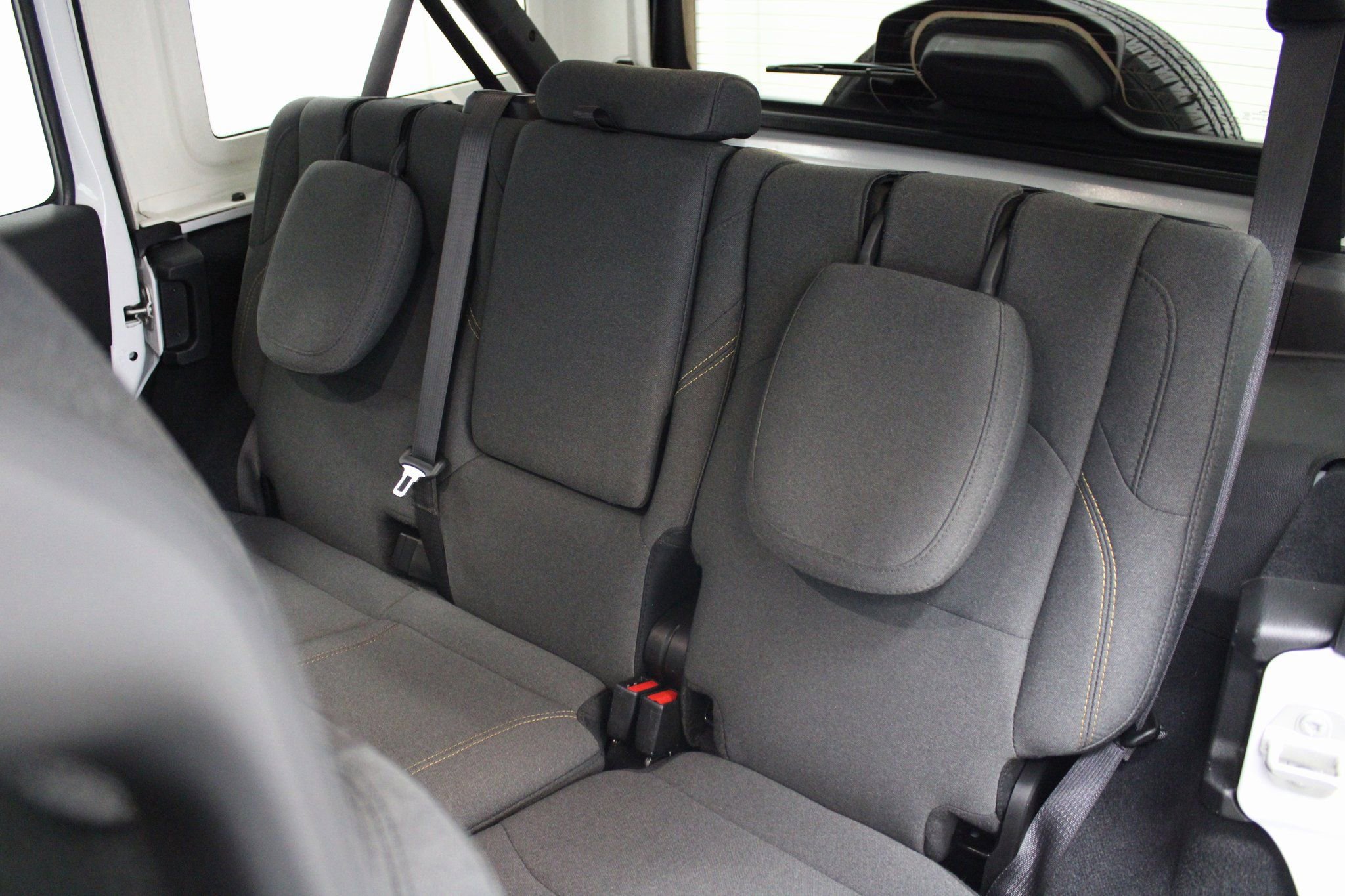 Used 2024 Jeep Wrangler Unlimited Sahara image 23