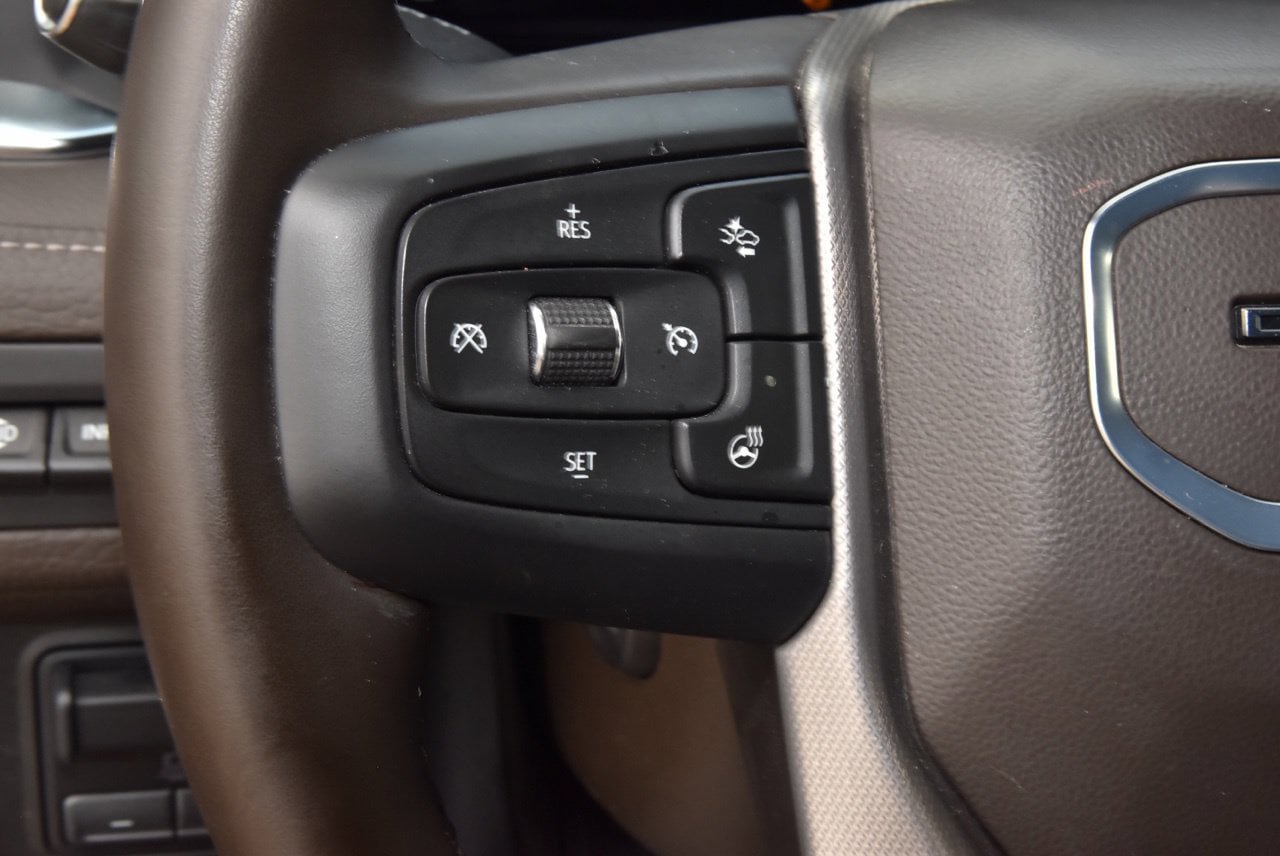 Used 2024 GMC Yukon Denali w/ LPO, Floor Liner Package AWD/4WD image 24