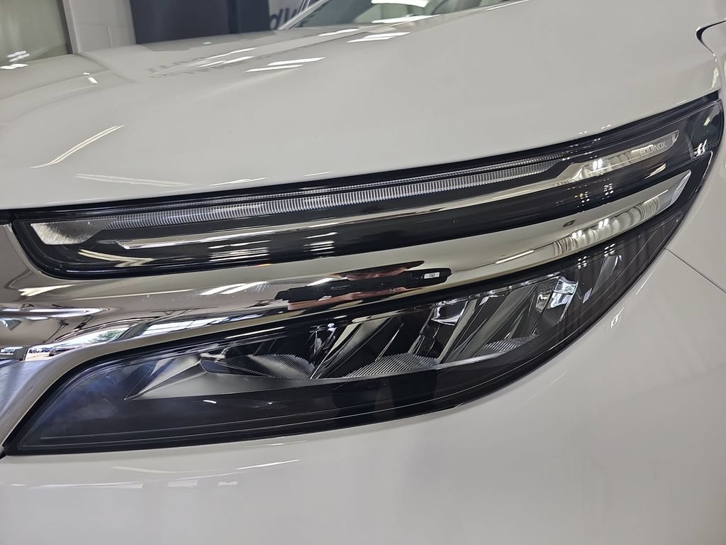 Certified 2024 Chevrolet Equinox LT FWD image 37