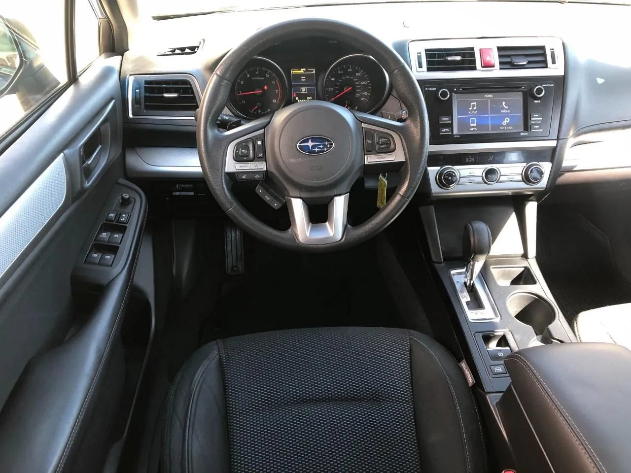 Used 2016 Subaru Outback 2.5i AWD/4WD image 10