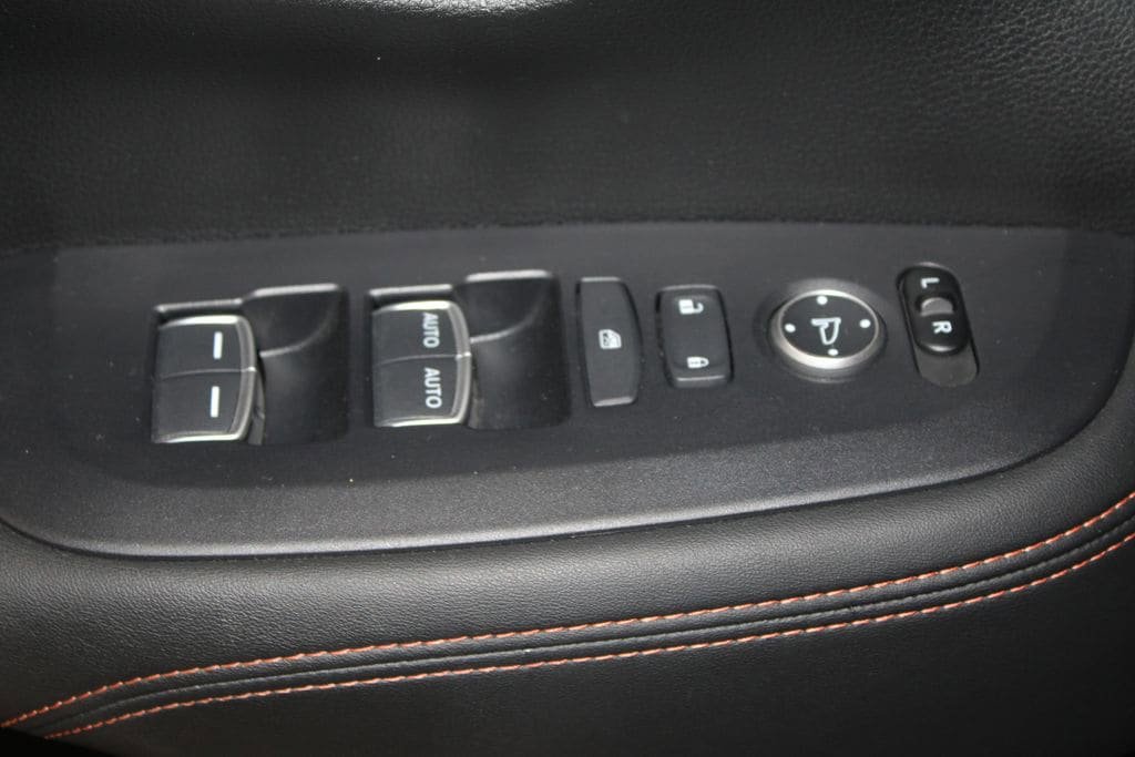 Used 2024 Honda HR-V Sport image 9