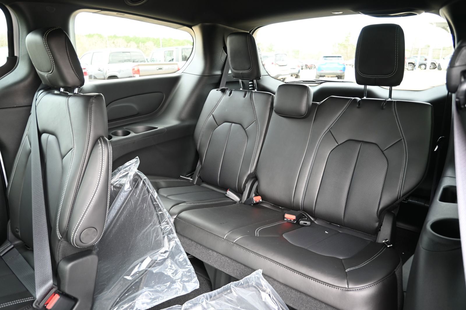 New 2026 Chrysler Pacifica Select image 21