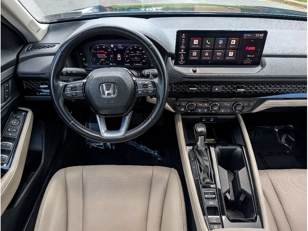 Used 2023 Honda Accord Touring image 29