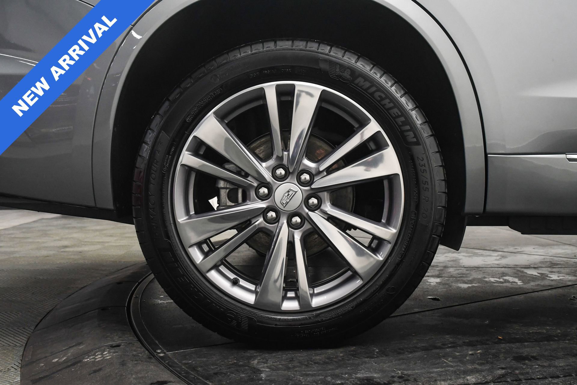 Used 2025 Cadillac XT6 Premium Luxury image 36